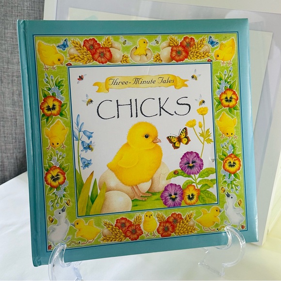Three Minute Tales 🐥 Chicks 🐥 Plush Hardcover Picture Book - Picture 1 of 7
